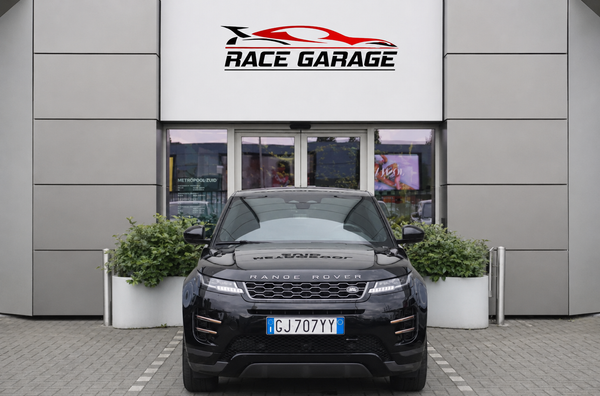 Land rover Range Rover Evoque 2.0d i4 mhev R-Dynamic SE awd 1 
(163cv) 64647 km, 20/04/2022. Prezzo 20900