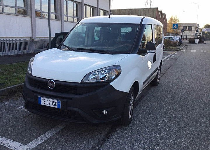 Fiat Doblò Cargo combi N1 1.3 mjt 95cv CH1 Easy S&S Manual Diesel, 19025 km, € 7.900.     Anno 2020
