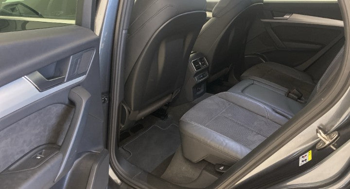 ❌venduta ❌Audi Q5 40 2.0 tdi Business Sport quattro 190cv s-troni  Garanzia 12 mesi.✅ Chilometraggio certificati ✅ Fatturabile iva esposta ✅Consegna in tutta Italia.Motore e cambio in ottime condizion