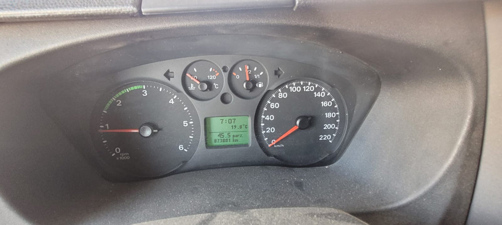 Kentucky Corral 3 anno 06/2007, km 87.600  Ford Transit 2.5 TDI (135cv),        prezzo 19.900